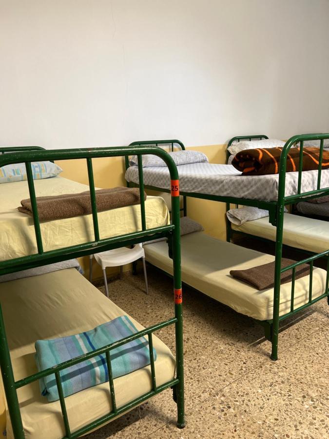Albergue Municipal Hostel San Martin del Camino Εξωτερικό φωτογραφία